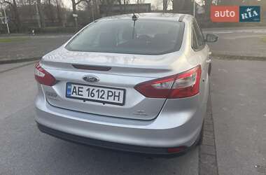 Седан Ford Focus 2014 в 