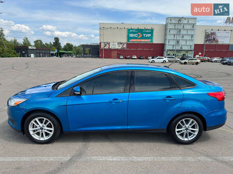 Седан Ford Focus 2017 в Киеве