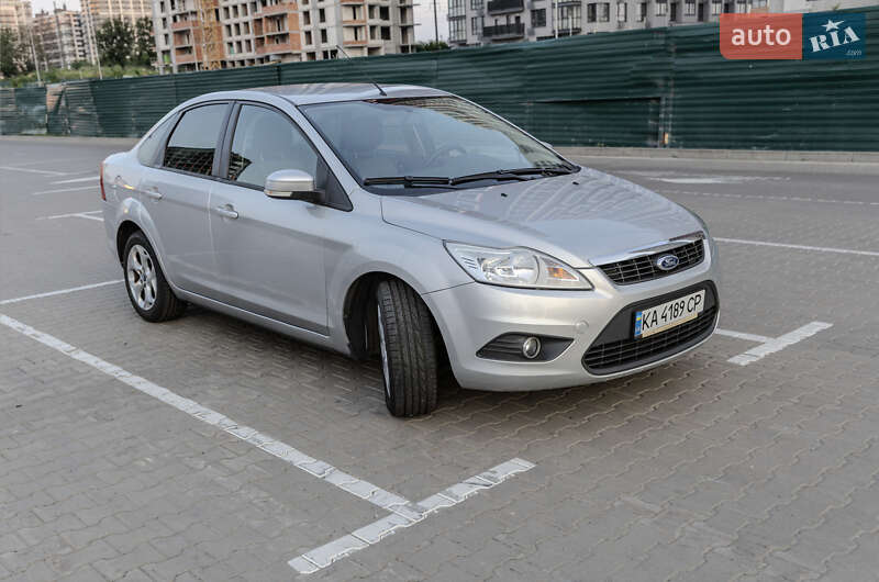 Ford Focus 2011