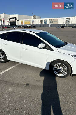 Хэтчбек Ford Focus 2018 в 