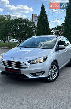 Седан Ford Focus 2016 в Сумах