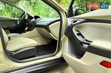 Седан Ford Focus 2017 в 