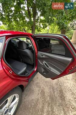 Седан Ford Focus 2013 в 
