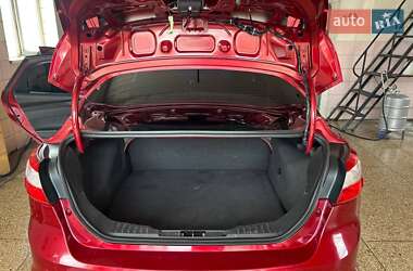 Седан Ford Focus 2013 в 
