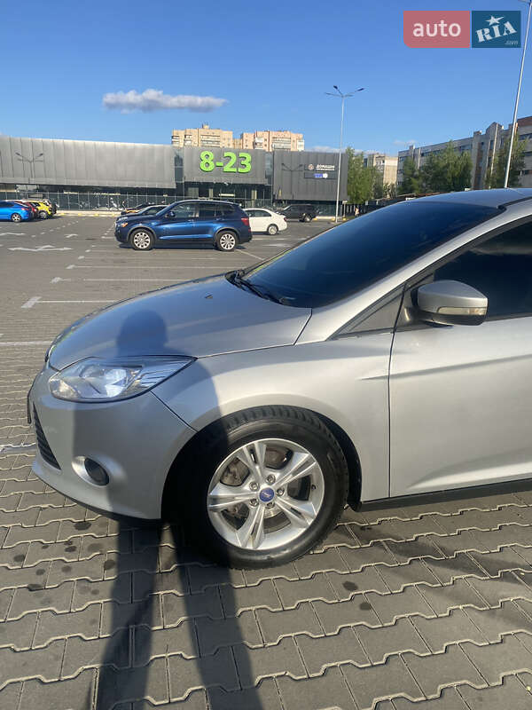 Седан Ford Focus 2013 в Киеве