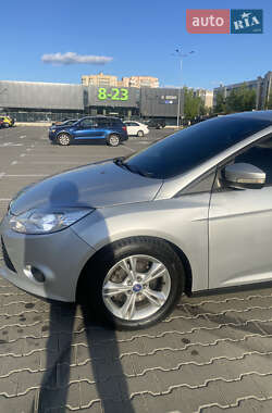 Седан Ford Focus 2013 в 