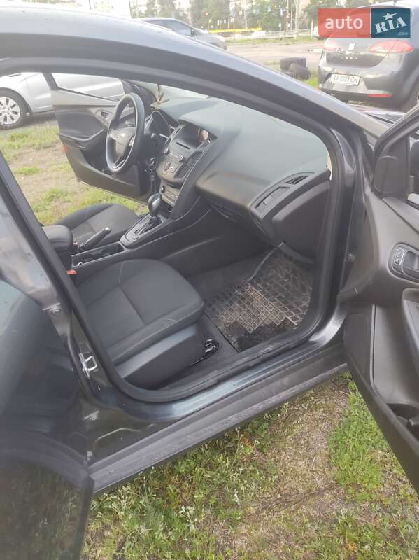 Седан Ford Focus 2016 в Киеве