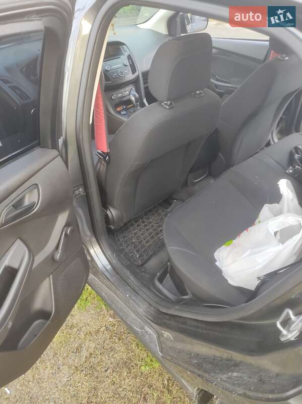 Седан Ford Focus 2016 в Киеве