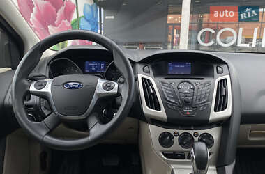 Хэтчбек Ford Focus 2014 в 