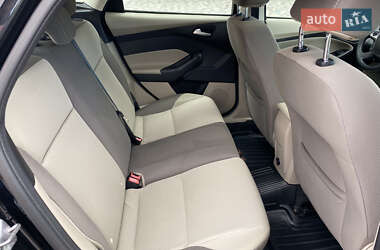 Хэтчбек Ford Focus 2014 в 