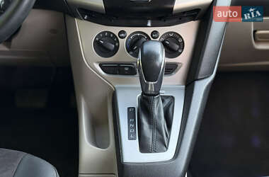 Хэтчбек Ford Focus 2014 в 