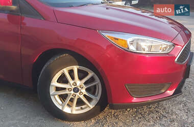 Седан Ford Focus 2015 в 
