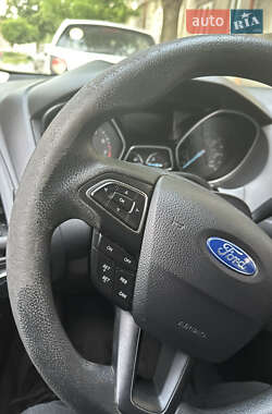 Хэтчбек Ford Focus 2016 в 