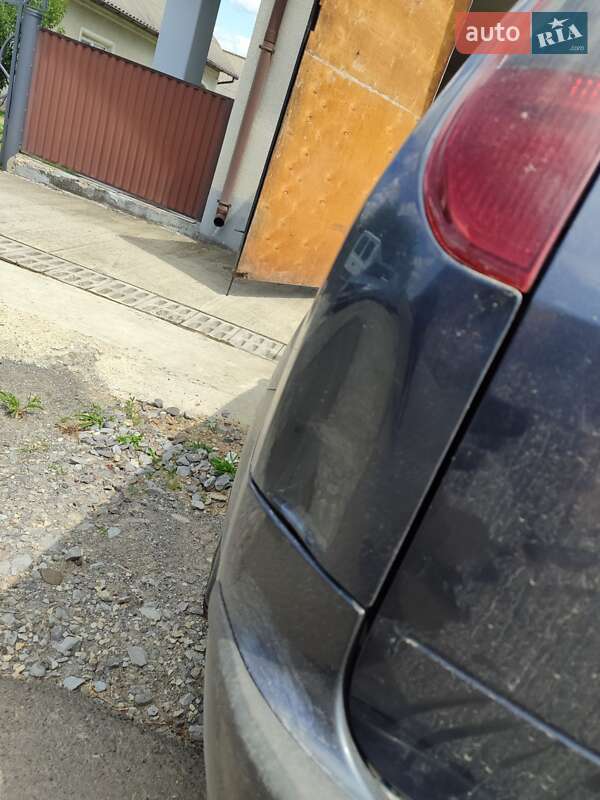 Универсал Ford Focus 2007 в Глыбокой