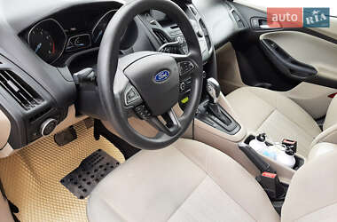 Седан Ford Focus 2016 в 