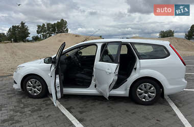 Универсал Ford Focus 2009 в 