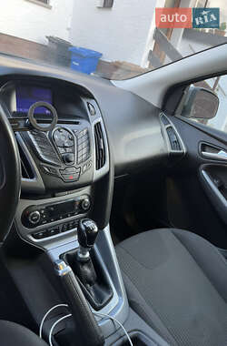 Универсал Ford Focus 2012 в 