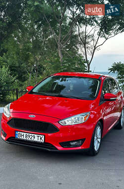 Хэтчбек Ford Focus 2016 в 