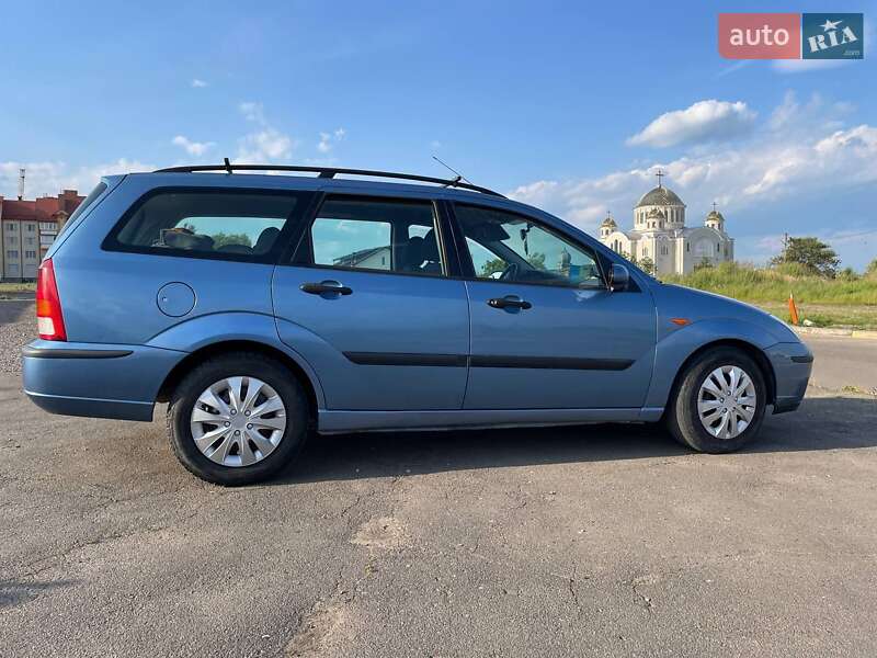 Універсал Ford Focus 2003 в Дрогобичі