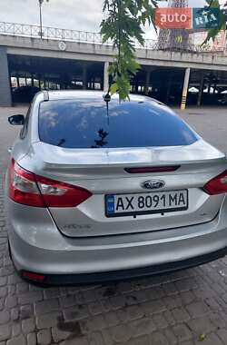 Седан Ford Focus 2013 в 