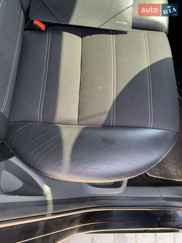 Хэтчбек Ford Focus 2008 в Самборе фото 24 Хэтчбек Ford Focus 2008 в Самборе