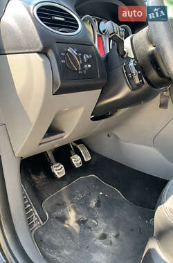 Хэтчбек Ford Focus 2008 в 