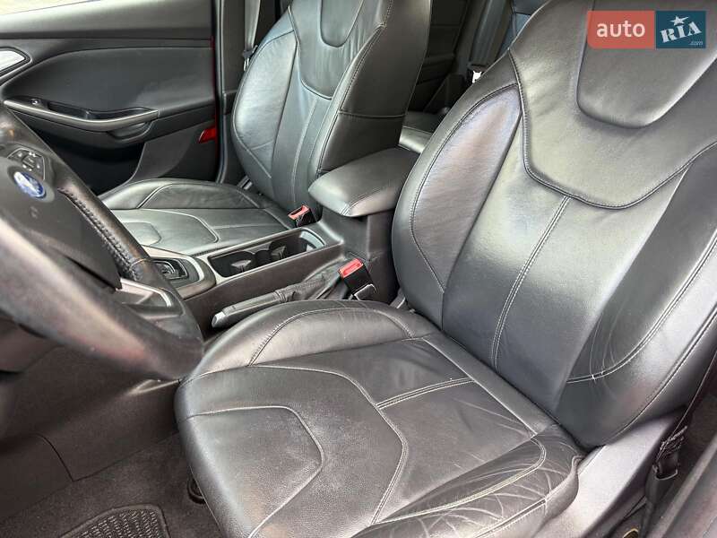Хетчбек Ford Focus 2016 в Одесі