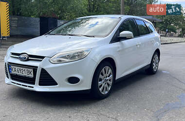 Универсал Ford Focus 2014 в 