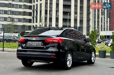 Седан Ford Focus 2016 в 