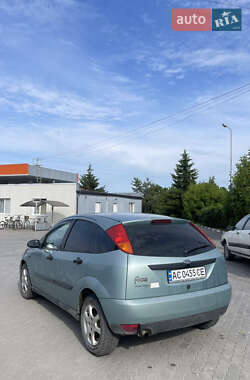 Хэтчбек Ford Focus 1999 в 