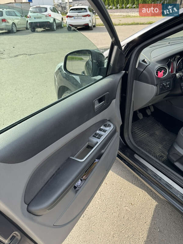 Универсал Ford Focus 2008 в Луцке