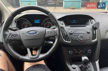 Хетчбек Ford Focus 2017 в 
