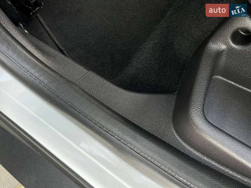 Хетчбек Ford Focus 2014 в Стрию