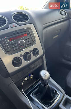 Универсал Ford Focus 2011 в 
