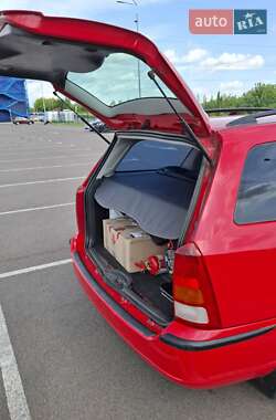 Универсал Ford Focus 2002 в 