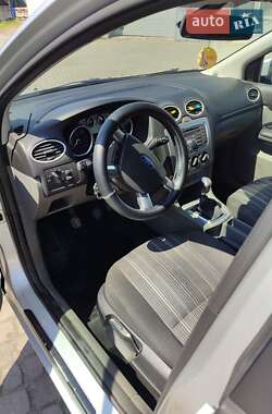 Универсал Ford Focus 2010 в 