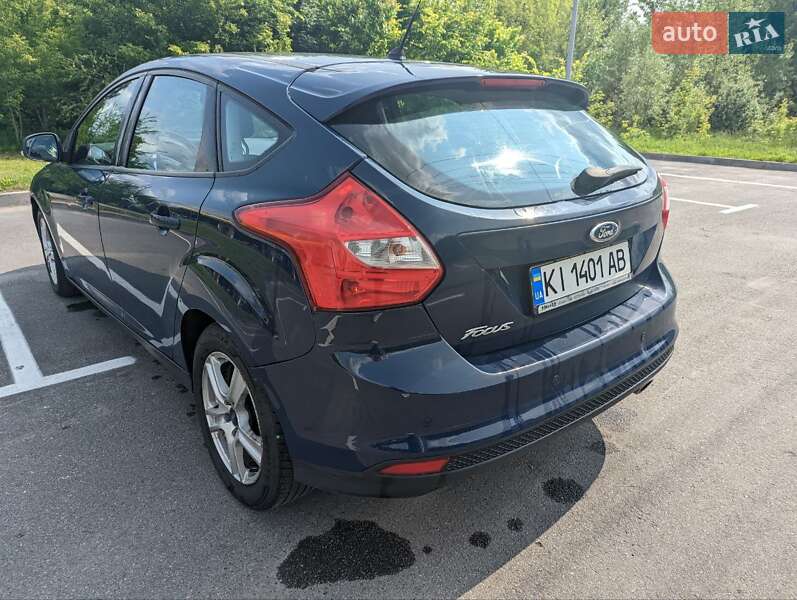 Хэтчбек Ford Focus 2013 в Киеве