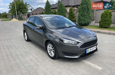 Седан Ford Focus 2015 в 