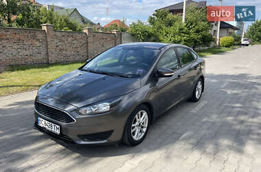 Седан Ford Focus 2015 в 