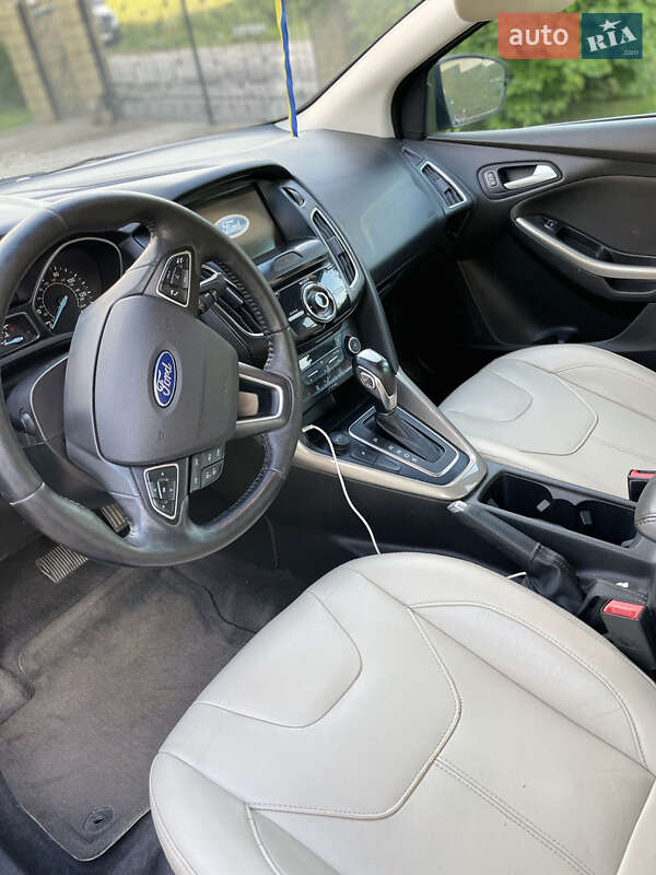 Седан Ford Focus 2018 в Львове