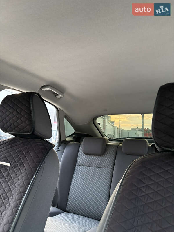 Хэтчбек Ford Focus 2005 в Киеве
