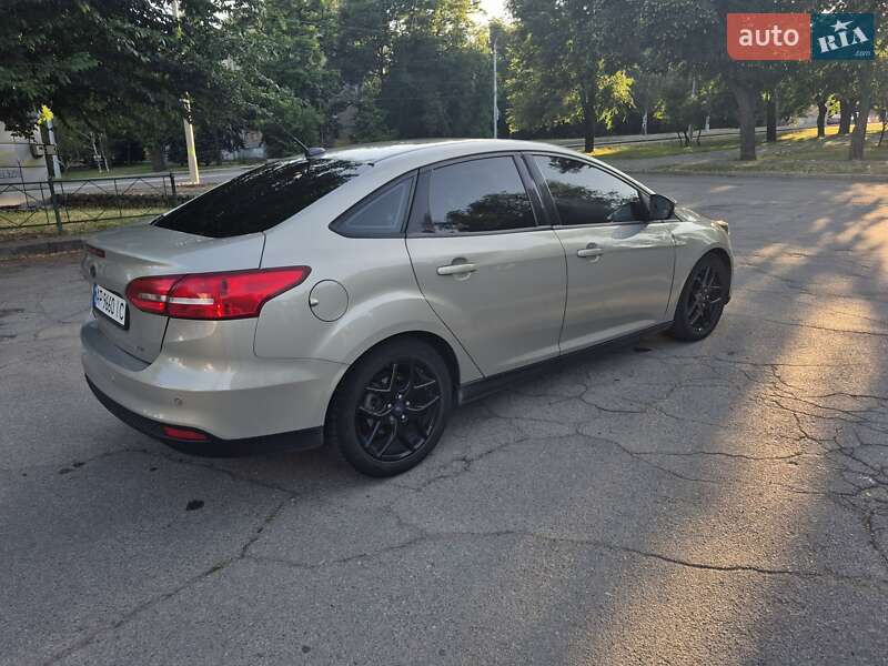 Седан Ford Focus 2016 в Запорожье