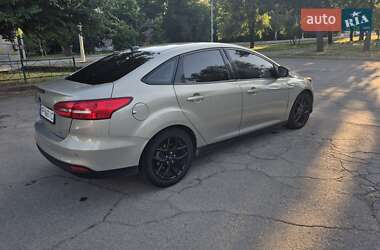 Седан Ford Focus 2016 в 