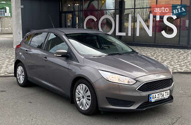 Хэтчбек Ford Focus 2015 в Киеве