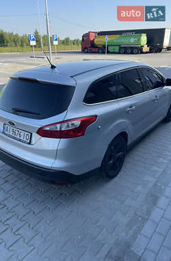 Универсал Ford Focus 2012 в 