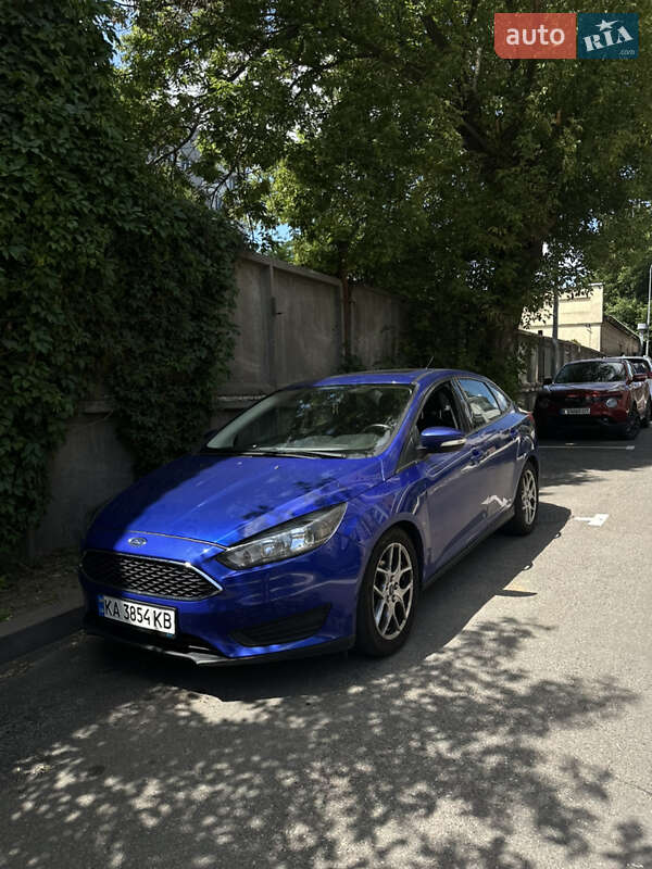 Седан Ford Focus 2015 в Киеве