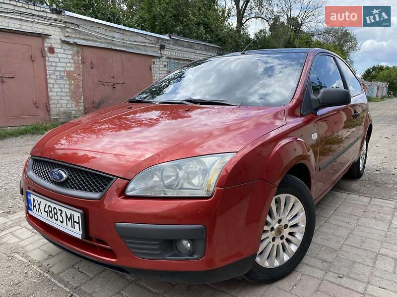 Хэтчбек Ford Focus 2006 в Лозовой