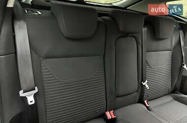 Хэтчбек Ford Focus 2016 в 