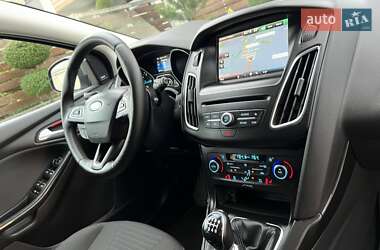 Хэтчбек Ford Focus 2016 в 