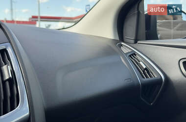 Универсал Ford Focus 2013 в 